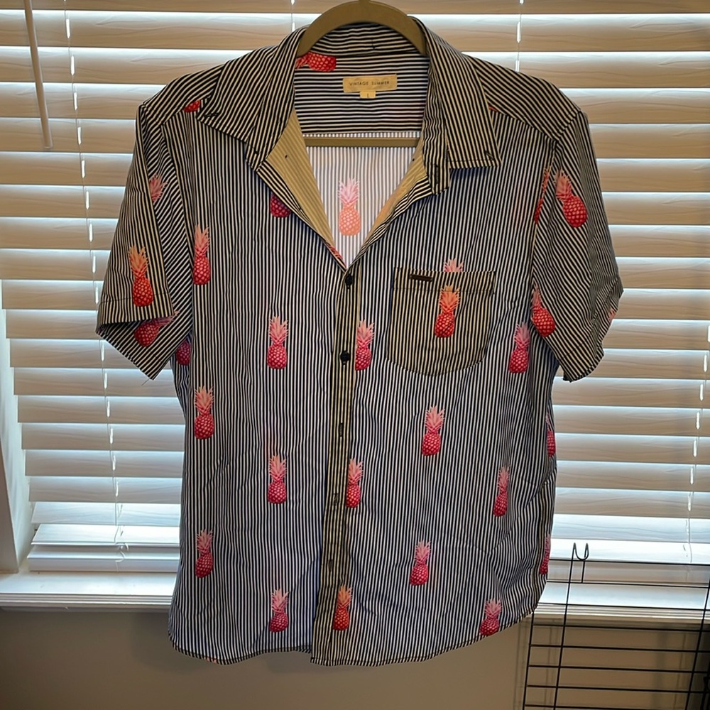 Vintage Summer Pineapple Buttondown